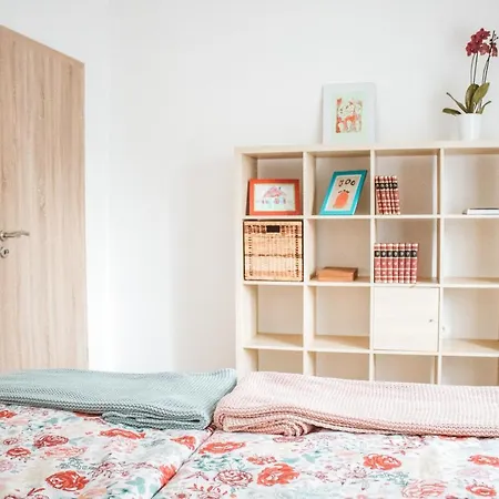 Entoli Апартаменты Podnanos